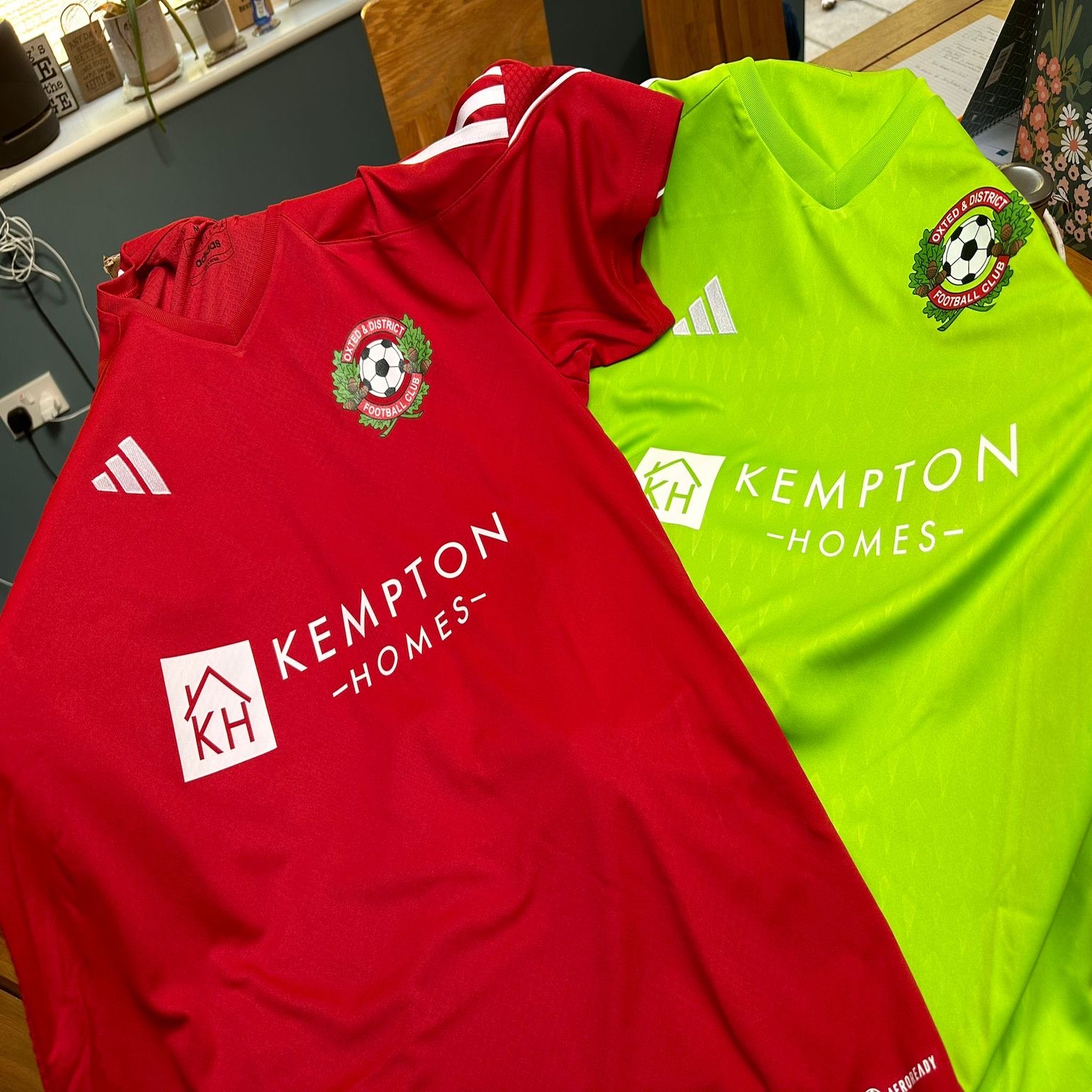 Oxted & District FC Kit